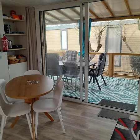 Mobil Home 6 Places 3Ch 2Sdb Tres Haut De Gamme * Sète